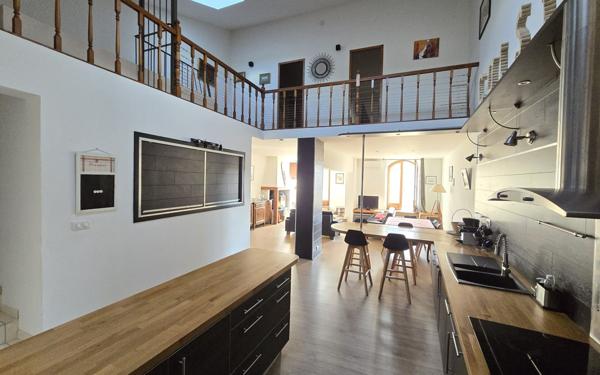 Maison à louer    5 pièces •  Saint-Nazaire-d'Aude