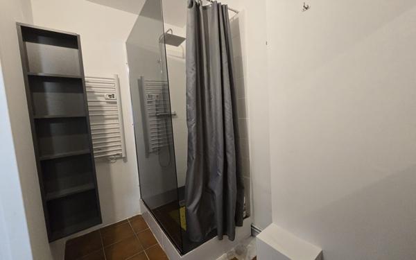 Maison à louer    5 pièces •  Saint-Nazaire-d'Aude