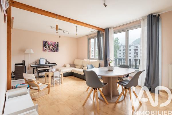 Appartement à vendre 4 pièces 73,8 m² Saint-Égrève