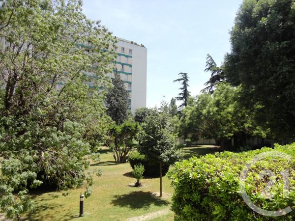 Appartement T3 à vendre  3 pièces - 77,44 m2 MARSEILLE - 13013