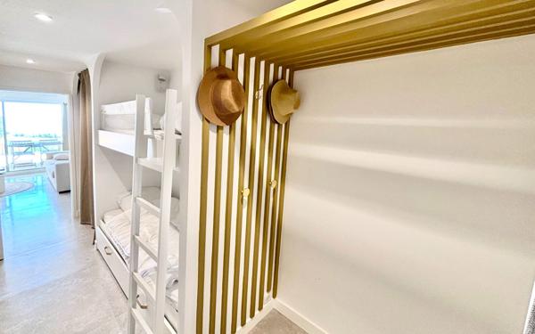 Appartement à vendre    1 pièce •  Pornichet