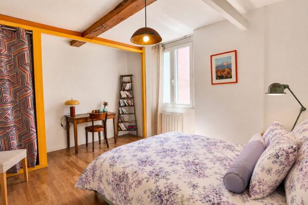Ensemble immobilier de caractère à Perpignan : Duplex + Studio + Garage + Atelier