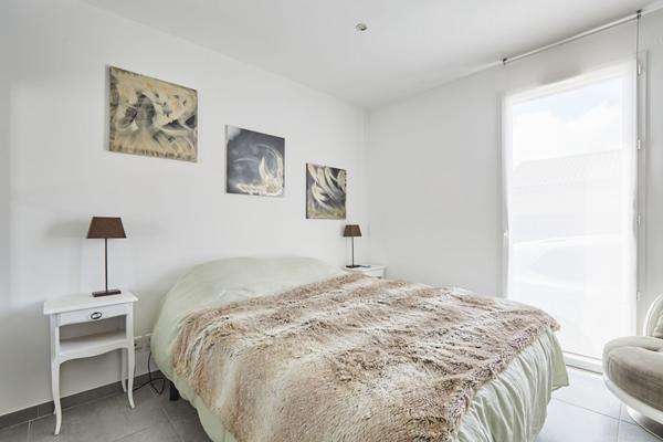 Maison  Contemporaine Mallemort 5 pièces 168 m2