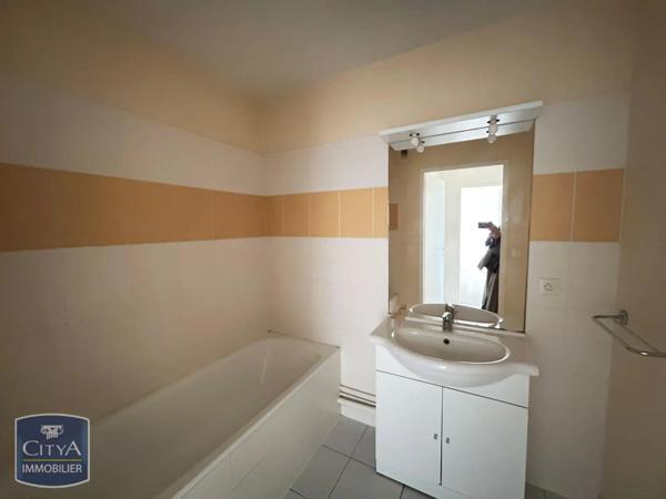 Appartement à louer 2 pièces 47.75m²