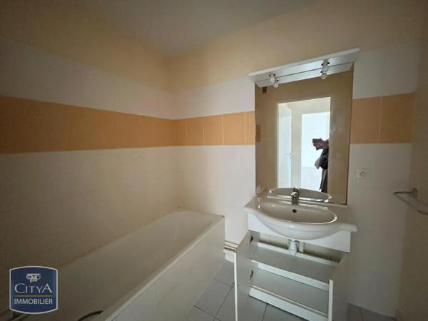 Appartement à louer 2 pièces 47.75m²