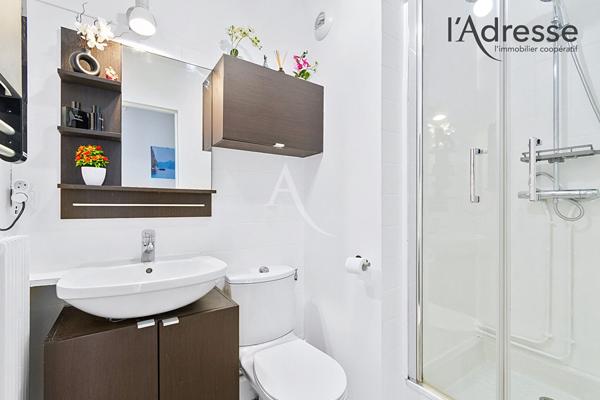 SURESNES Mont Valérien - 5 pièces de 103m² - Terrasse de 21m² et balcon de 9m² - Vue Paris Tour Eiffel- cave et double place de parking