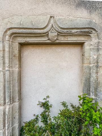 Gourdon (71690) Ancien presbytère du XIV? siècle - 310 m² - Volumes rares et potentiel d’usage Gourdon - Bourgogne du Sud