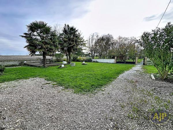 Vente maison Pons : 290 000 € - AJP Immobilier Pons
