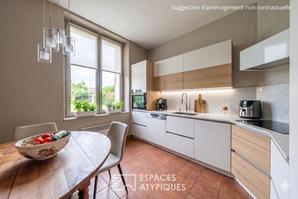 La maison avec sa dépendance et ses écuries