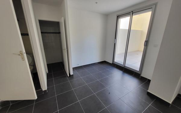 Appartement à vendre    2 pièces • 58,79 m2 Marseille 5