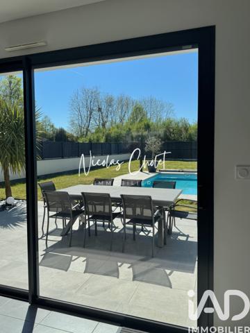 Maison à vendre 5 pièces 115 m² Le Lion-d'Angers