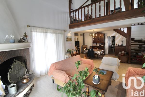 Maison à vendre 8 pièces 210 m² Villeneuve-sur-Yonne