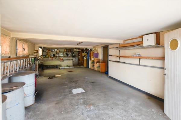 Maison de 115 m2 PARAY LE MONIAL avec 690 m2 de terrain.