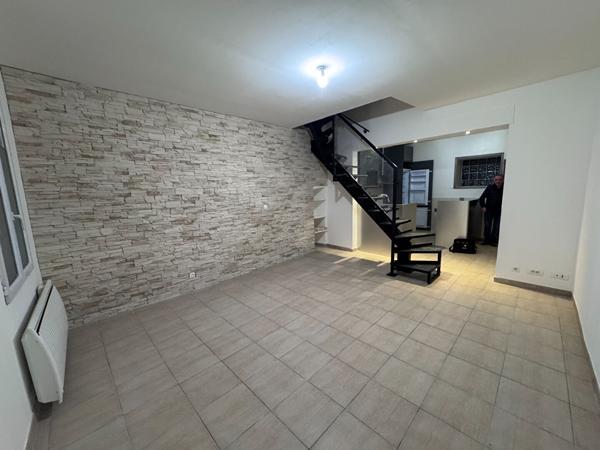 A VENDRE 13790 ROUSSET APPARTEMENT DUPLEX TYPE 3 64M² CENTRE VILLE
