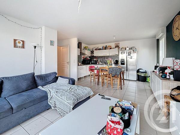 Appartement F3 à vendre  3 pièces - 65 m2 CAEN - 14