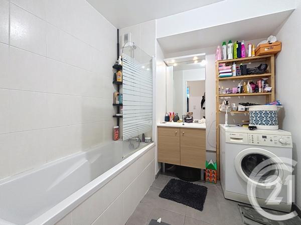 Appartement F3 à vendre  3 pièces - 65 m2 CAEN - 14