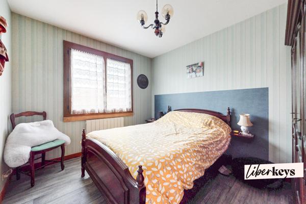 Maison familiale individuelle – Terrain clos et arboré de 700 m² – Secteur résidentiel à Corbas