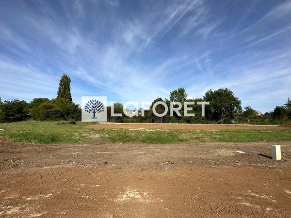 Achat terrain près de GEMOZAC - 687 m² - 61 900 €