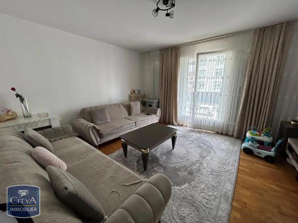 Appartement à louer 3 pièces 69.31m² Oyonnax (01100)