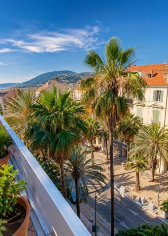 Appartement à HYERES (83400)