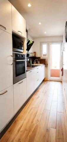 Appartement à HYERES (83400)
