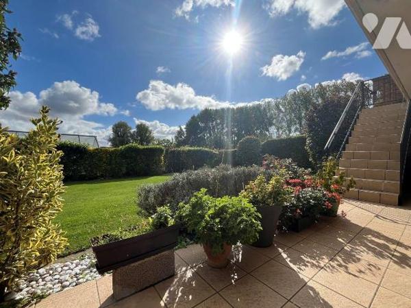 NOUVEAUTÉ À LA VENTE - À 10 MINUTES D'HAZEBROUCK ( Commune de STEENBECQUE 59189) - BEAU CADRE D...