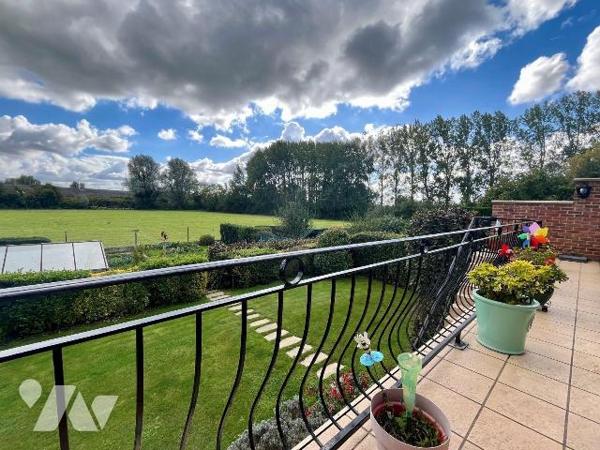 NOUVEAUTÉ À LA VENTE - À 10 MINUTES D'HAZEBROUCK ( Commune de STEENBECQUE 59189) - BEAU CADRE D...