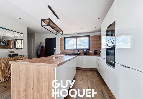 Villa de Plain-pied récente 3 Chambres + Coin Bureau et Double Garage