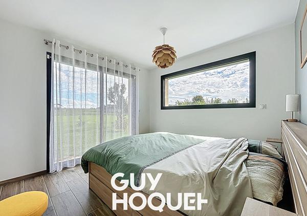 Villa de Plain-pied récente 3 Chambres + Coin Bureau et Double Garage