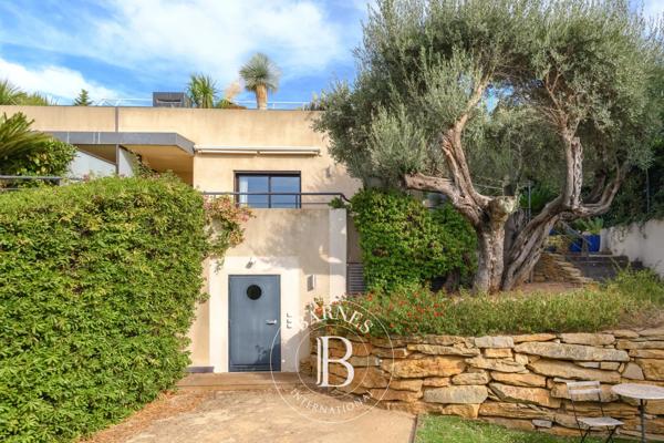 Bandol, Appartement 2 Chambres -  96 m² à vendre