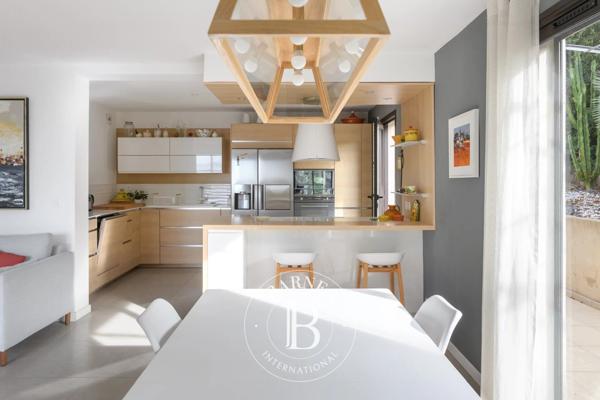 Bandol, Appartement 2 Chambres -  96 m² à vendre