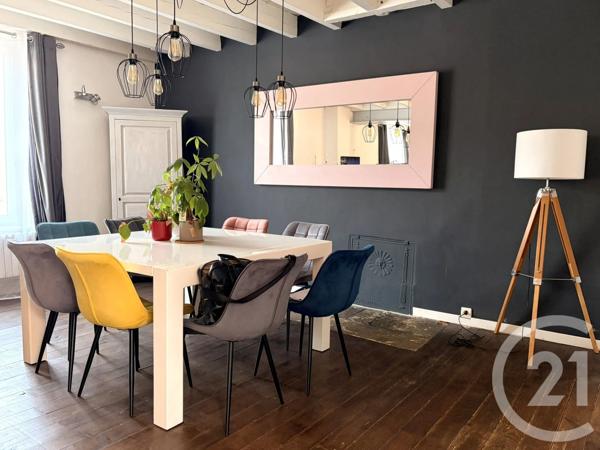 Maison à vendre  9 pièces - 220 m 2   MEXIMIEUX  - 01
