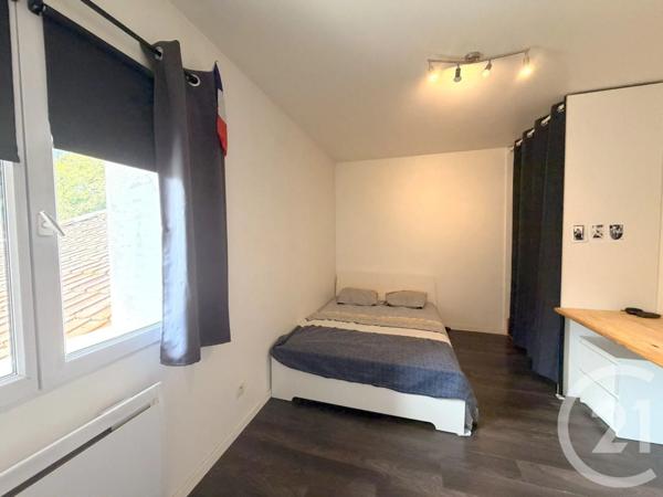 Maison à vendre  9 pièces - 220 m 2   MEXIMIEUX  - 01