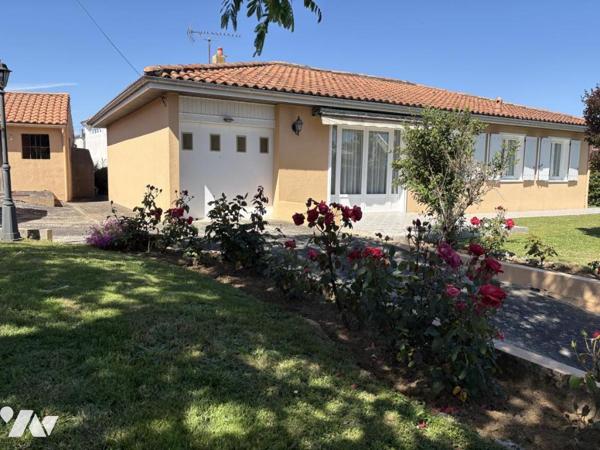 CENTRE DE MAGNE, pavillon de plain-pied 90 m² 