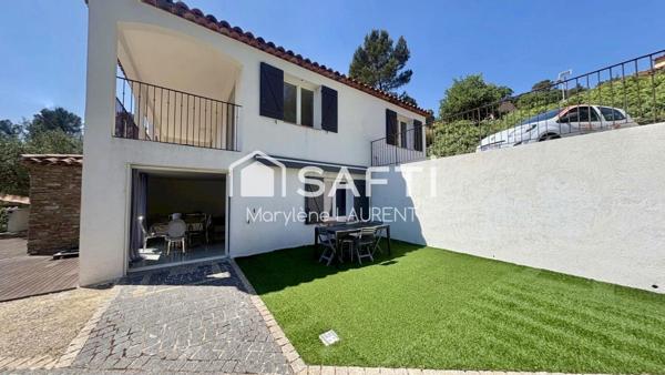Villa mitoyenne de 80 M2 en R+1 en copropriété avec une autre également a la vente