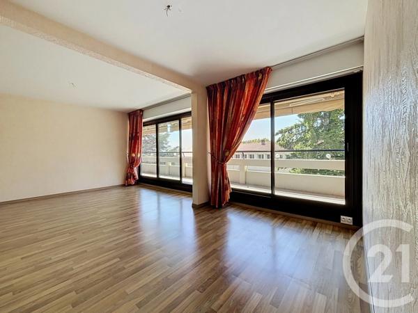Appartement F4 à vendre  4 pièces - 69,51 m 2   CHAMALIERES  - 63