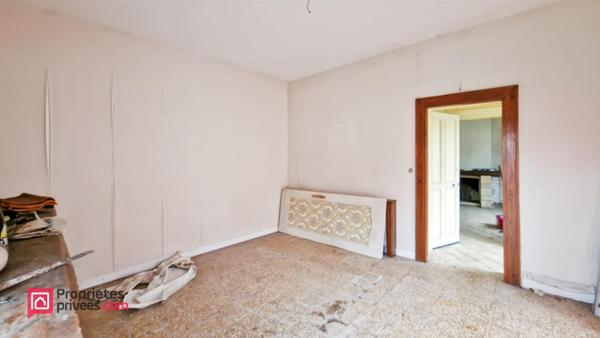 À Vendre : Ensemble de 3 Maisons à Rénover avec Fort Potentiel