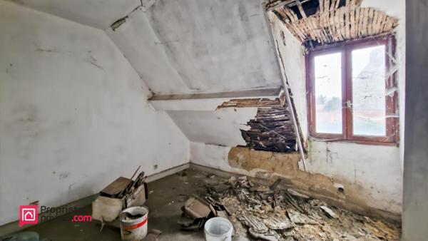 À Vendre : Ensemble de 3 Maisons à Rénover avec Fort Potentiel