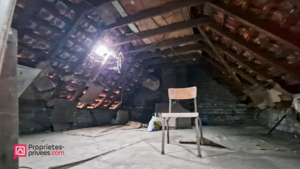 À Vendre : Ensemble de 3 Maisons à Rénover avec Fort Potentiel