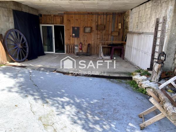 Maison familiale à Gond-Pontouvre (16160)  quartier calme et recherché