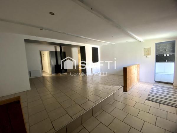 Maison familiale à Gond-Pontouvre (16160)  quartier calme et recherché