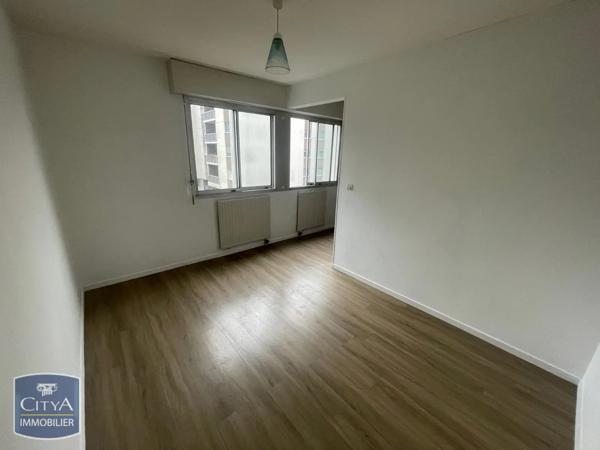 Appartement à louer 2 pièces 29.94m² Dijon (21000)