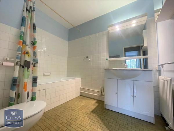 Appartement à louer 2 pièces 29.94m² Dijon (21000)