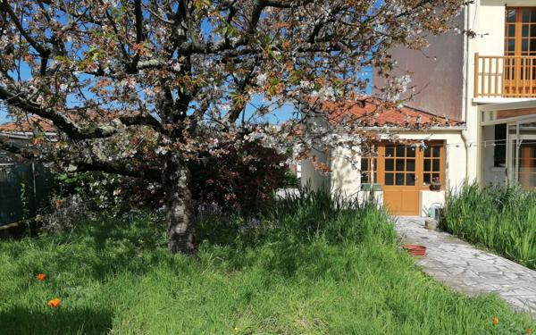 Maison à vendre    4 pièces • 86 m2 La Rochelle