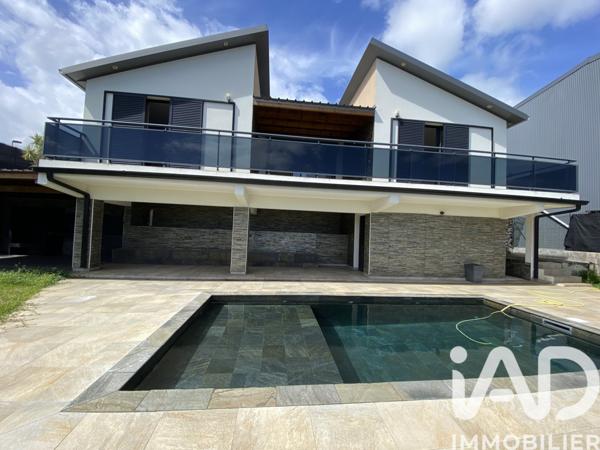 Location maison 4 pièces 102 m² L'Étang-Salé