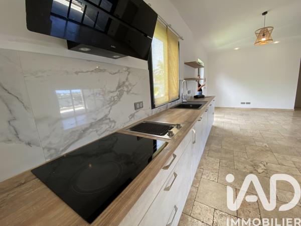 Location maison 4 pièces 102 m² L'Étang-Salé