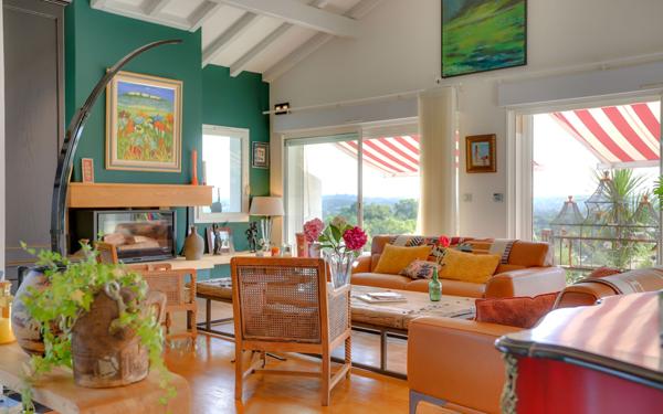 Maison à vendre    7 pièces • 185 m2 Espelette