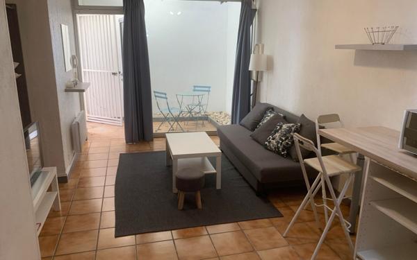 Appartement à louer    1 pièce • 24,72 m2 Nîmes