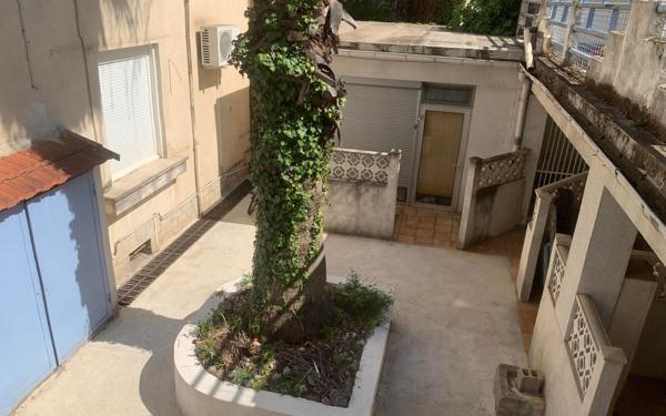Appartement à louer    1 pièce • 24,72 m2 Nîmes