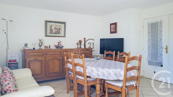 Appartement F3 à vendre  3 pièces - 64,97 m 2   GAGNY  - 93
